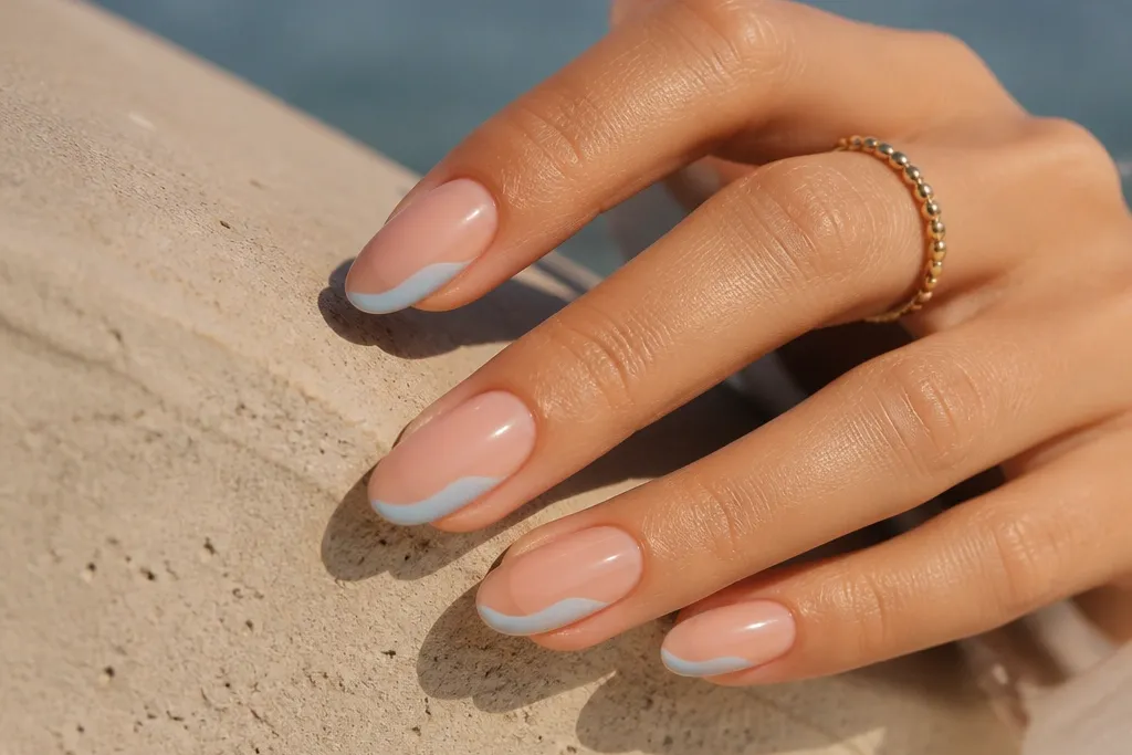 Aesthetic expensive-looking Summer Nails Almond Shape